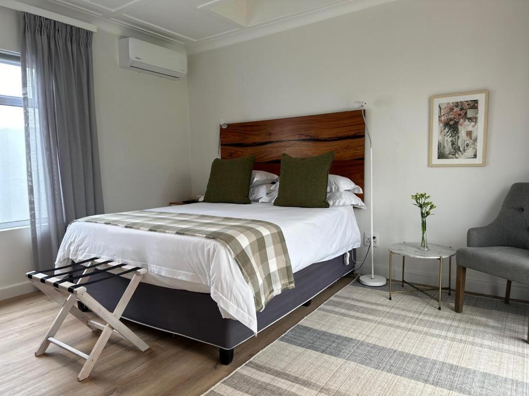 Whispering Oaks Guest House George Buitenkant foto
