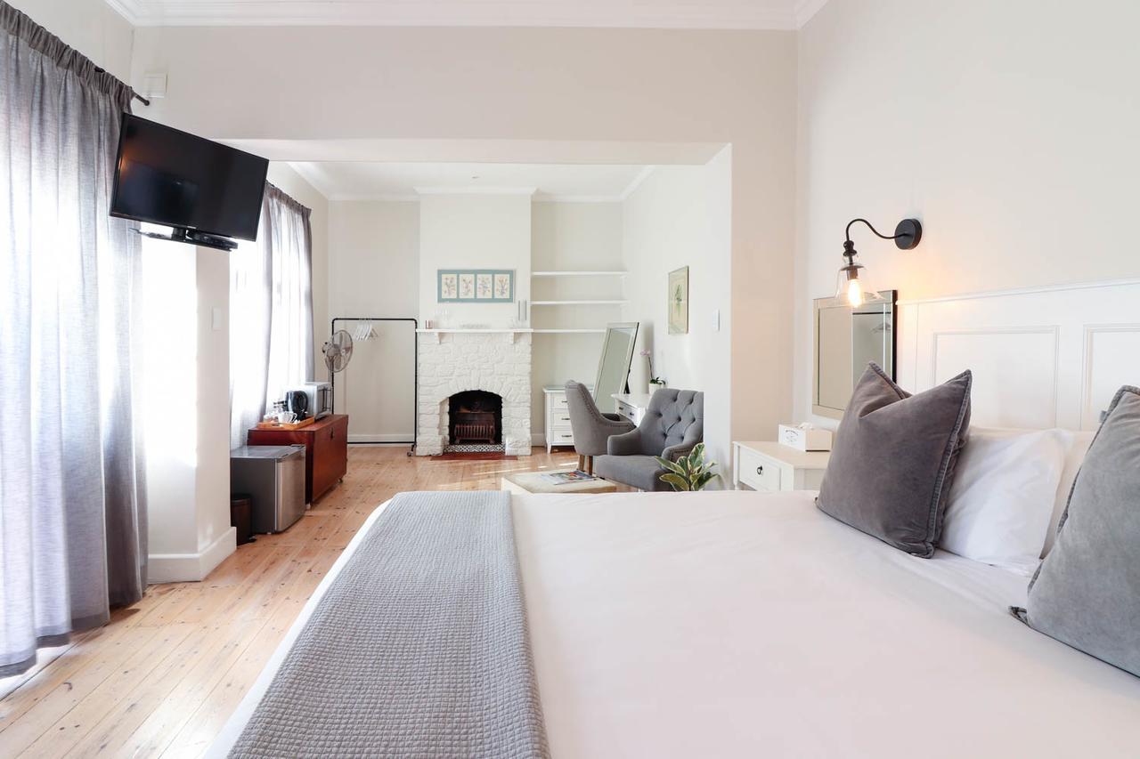 Whispering Oaks Guest House George Buitenkant foto