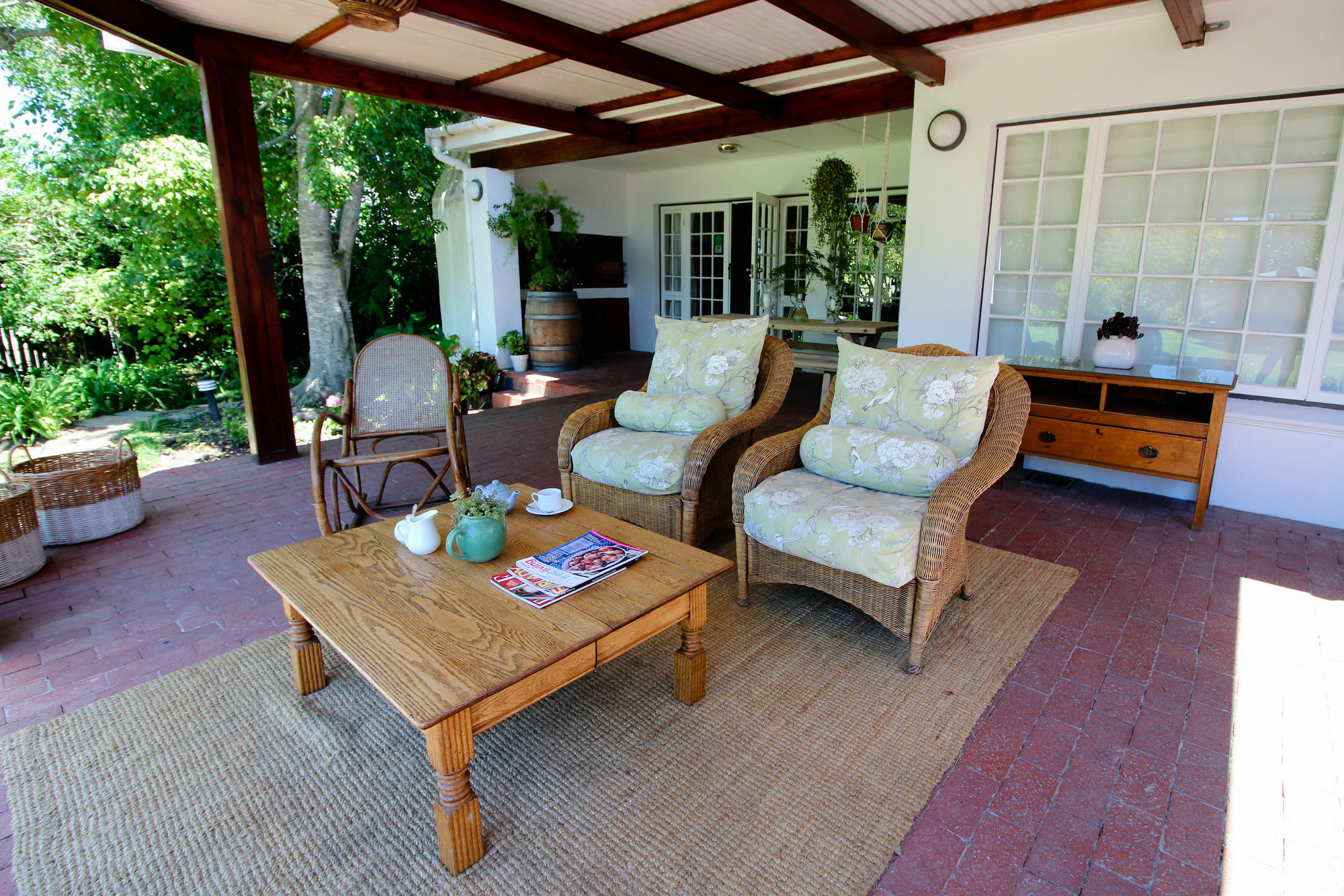 Whispering Oaks Guest House George Buitenkant foto